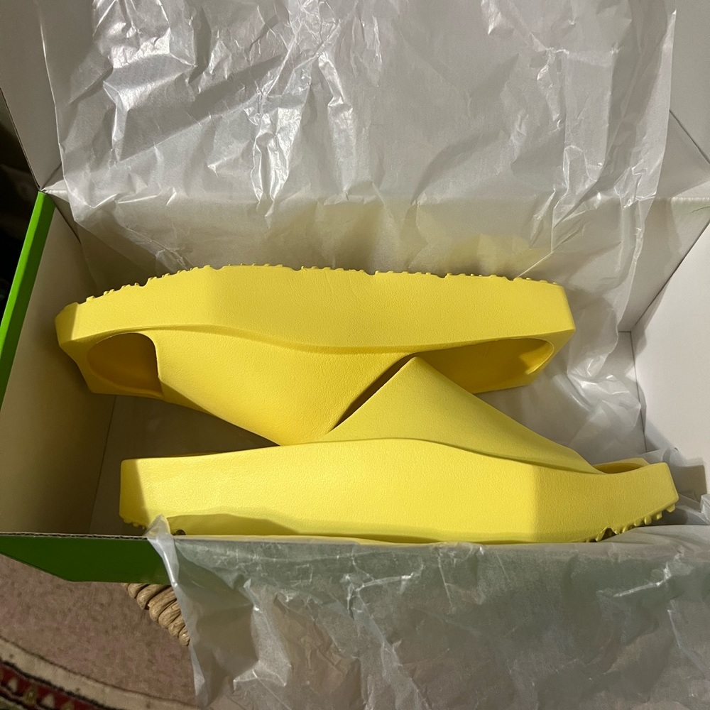 Jordan Hex slide women size 7